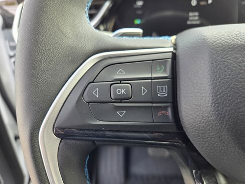 Used 2023 Jeep Grand Cherokee Trailhawk w/ Advanced Protech Group II image 17