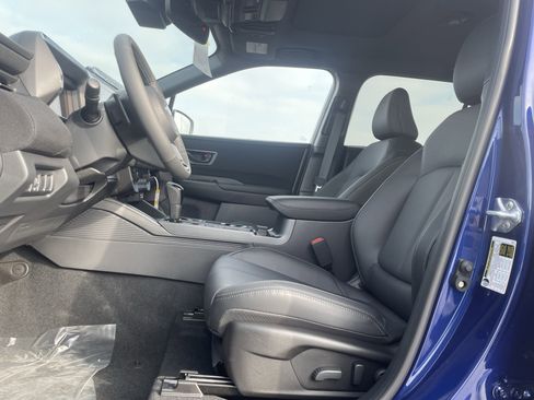 New 2026 Subaru Outback Limited image 13