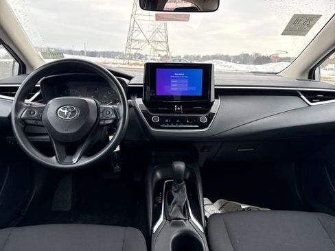 Used 2024 Toyota Corolla LE image 14