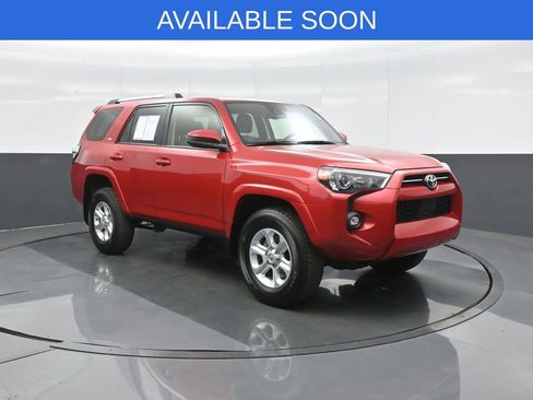 Certified 2024 Toyota 4Runner SR5 AWD/4WD image 1