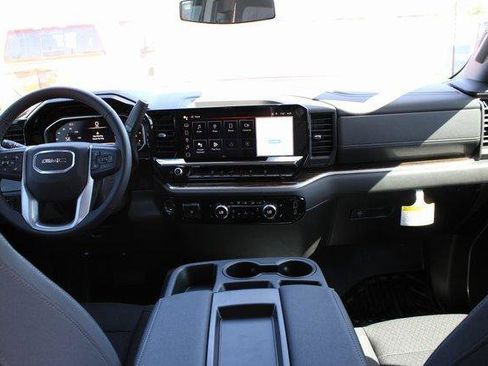 New 2025 GMC Sierra 2500 SLE w/ SLE Convenience Package image 13