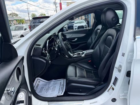Used 2016 Mercedes-Benz C 300 4MATIC Sedan image 16