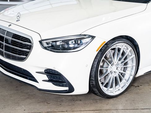 Used 2021 Mercedes-Benz S 580 4MATIC Sedan image 12