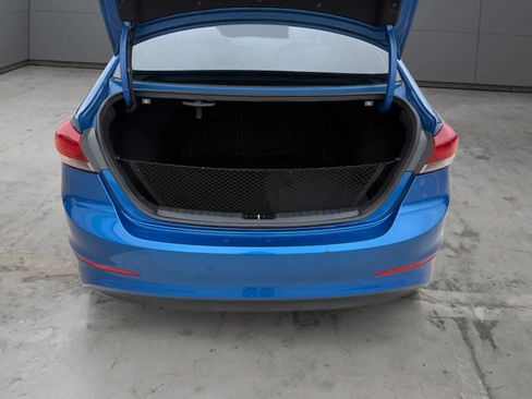 Used 2018 Hyundai Elantra SEL w/ Cargo Package FWD image 9