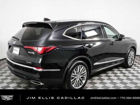 Used 2023 Acura MDX SH-AWD w/ Advance Package image 3