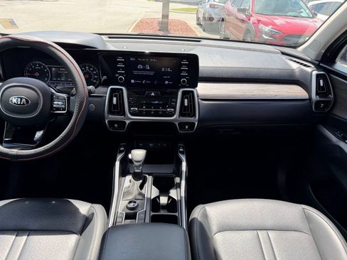 Used 2021 Kia Sorento EX w/ Panoramic Sunroof Package AWD/4WD image 21