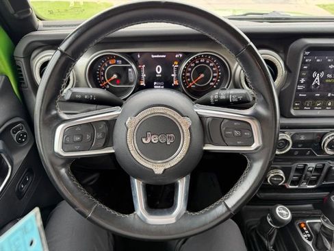 Used 2020 Jeep Wrangler Unlimited Sahara w/ Uconnect 4C Nav & Sound Group image 14