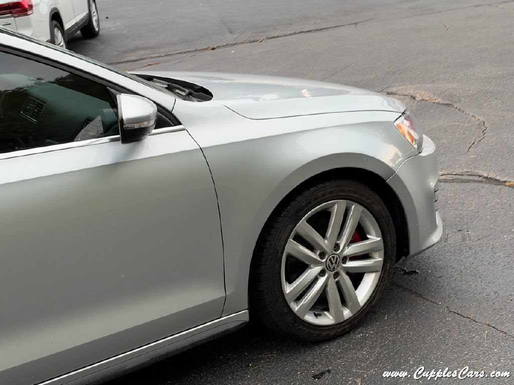 Used 2014 Volkswagen Jetta GLI FWD image 32