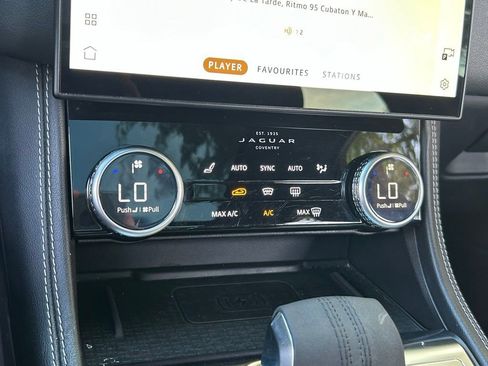 Used 2025 Jaguar F-PACE R-Dynamic S image 48