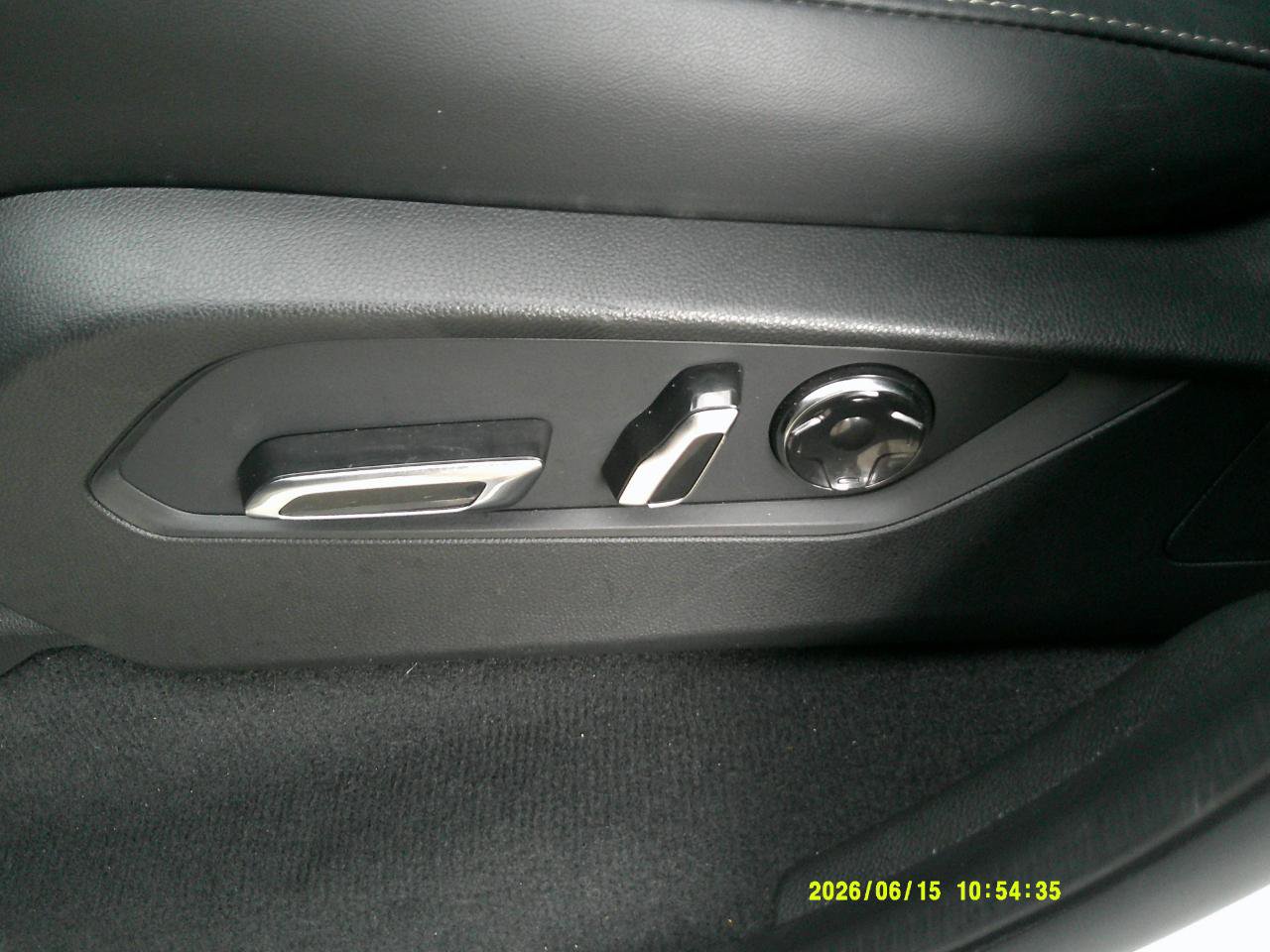 Used 2023 Acura MDX w/ Technology Package FWD image 10