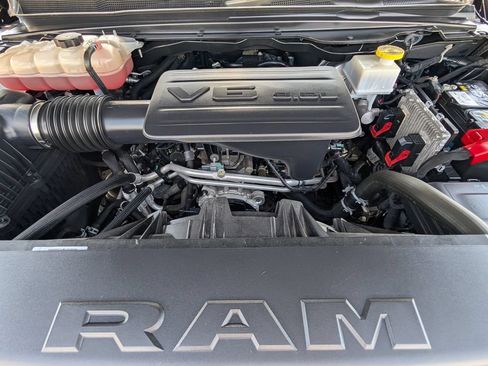 Used 2023 RAM 1500 Big Horn AWD/4WD image 30