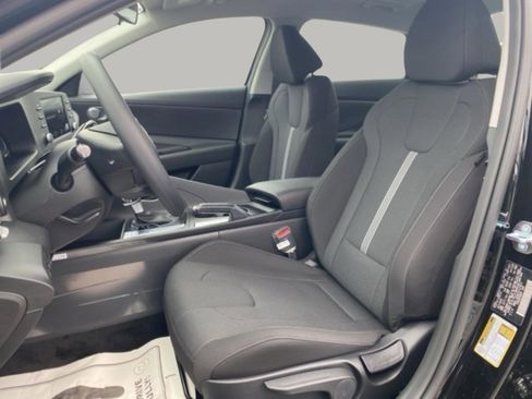 New 2026 Hyundai Elantra SE image 14