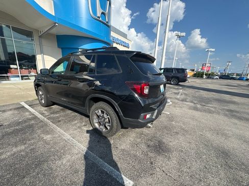 Used 2023 Honda Passport TrailSport image 13