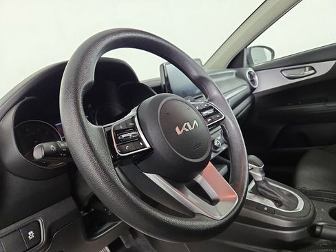 Certified 2023 Kia Forte LXS image 16