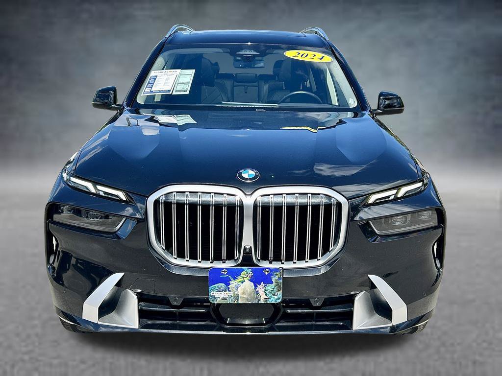 Used 2024 BMW X7 xDrive40i AWD/4WD image 2