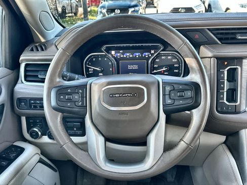 Used 2021 GMC Yukon Denali w/ Denali Ultimate Package image 15