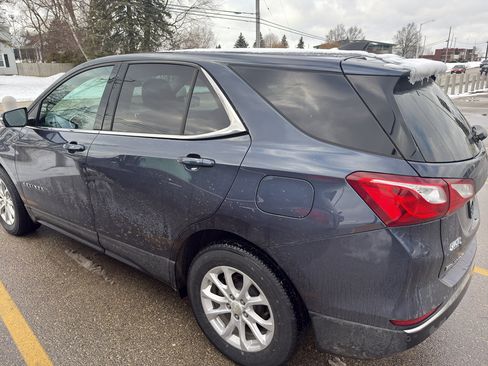 Used 2018 Chevrolet Equinox LT image 3