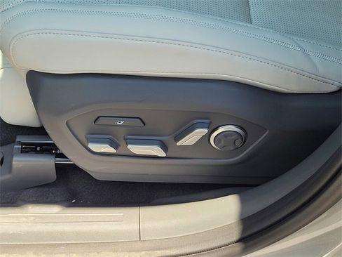 New 2025 Hyundai Santa Fe Calligraphy image 12