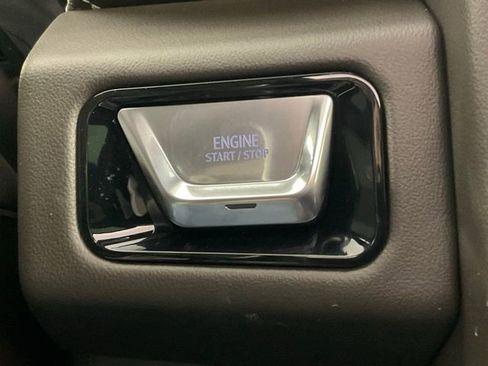 New 2026 GMC Yukon XL Elevation AWD/4WD image 16