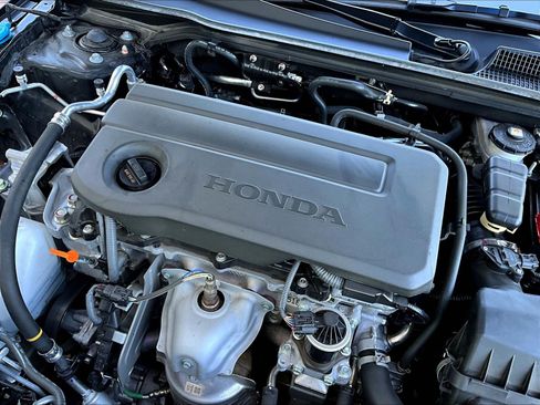 Used 2025 Honda Civic Sport image 29
