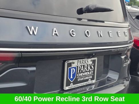 Used 2023 Jeep Wagoneer Series III w/ Premium Group I AWD/4WD image 30