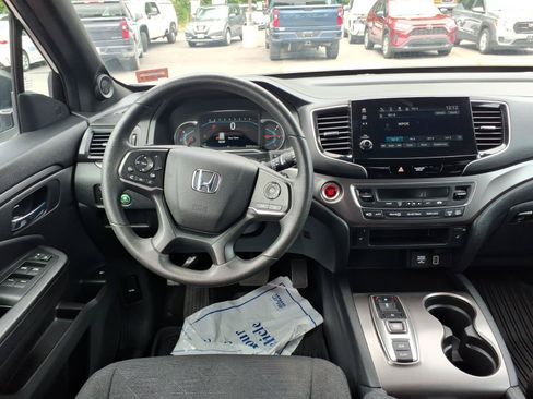 Used 2022 Honda Pilot Sport image 9