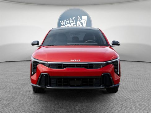 New 2026 Kia K4 GT-Line image 2