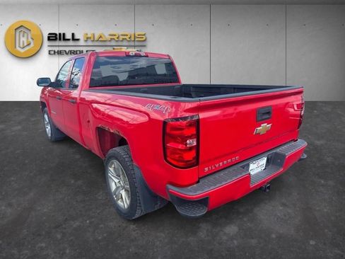 Used 2016 Chevrolet Silverado 1500 Custom w/ Custom Convenience Package AWD/4WD image 7