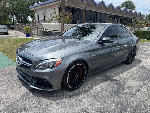 Used 2017 Mercedes-Benz C 63 AMG S image 2