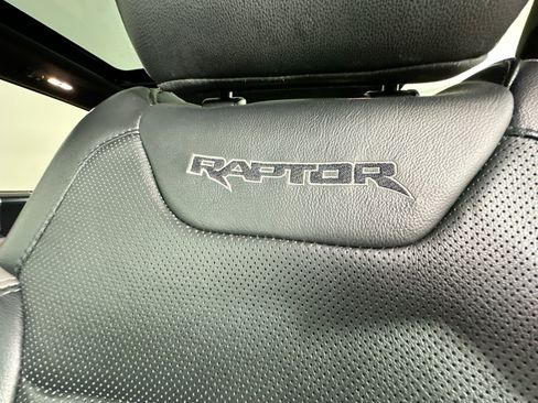 Used 2018 Ford F150 Raptor w/ Equipment Group 802A Luxury AWD/4WD image 37