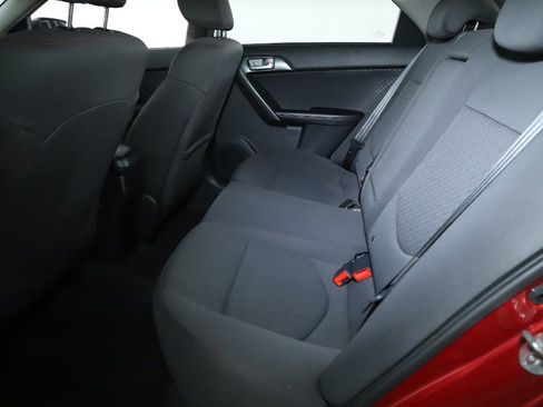 Used 2010 Kia Forte SX image 15