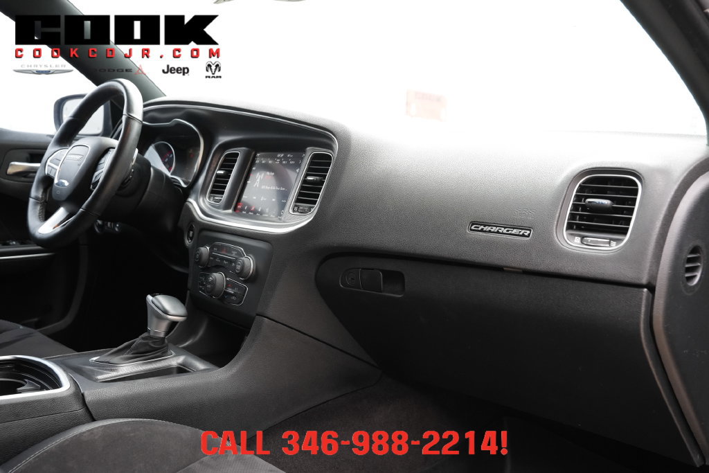 Used 2018 Dodge Charger R/T RWD image 24