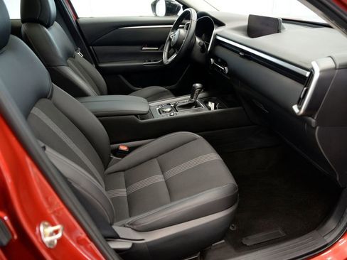 Used 2023 MAZDA CX-50 2.5 S w/ Preferred Plus Pkg image 31