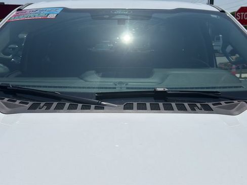 Used 2025 Ford F250 XLT AWD/4WD image 15