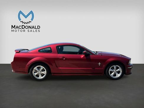 Used 2007 Ford Mustang GT RWD image 8