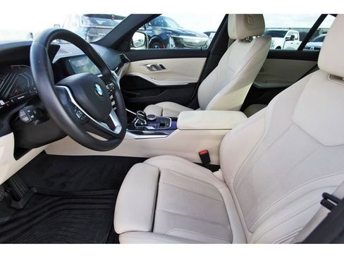 Used 2022 BMW 330i Sedan w/ Driving Assistance Package image 6