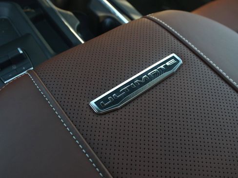 New 2026 GMC Sierra 2500 Denali Ultimate image 17