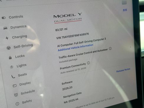 Used 2022 Tesla Model Y Performance AWD/4WD image 4