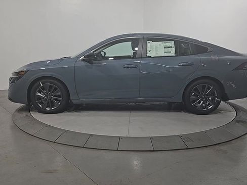 New 2026 Nissan Sentra SL w/ Floor Mat Package image 2