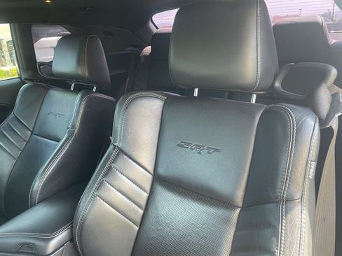 Used 2016 Dodge Challenger SRT Hellcat RWD image 7