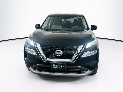 Used 2023 Nissan Rogue SV FWD image 2
