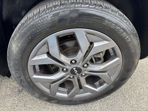 Used 2024 Kia Seltos LX AWD/4WD image 9