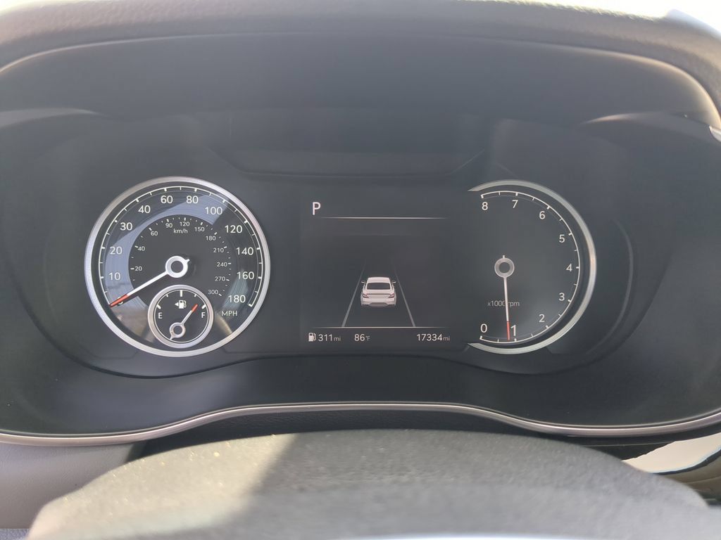 Used 2026 Genesis G70 2.5T RWD image 31