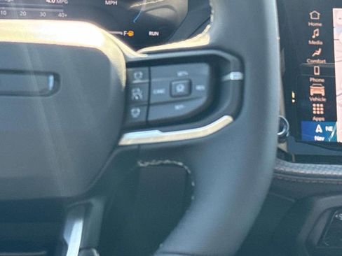 New 2026 Jeep Cherokee Overland AWD/4WD image 17