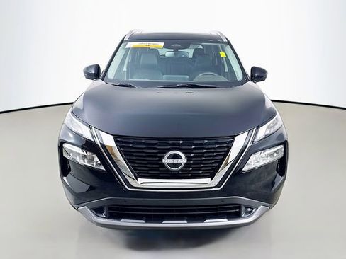 Used 2023 Nissan Rogue SL w/ SL Premium Package FWD image 2