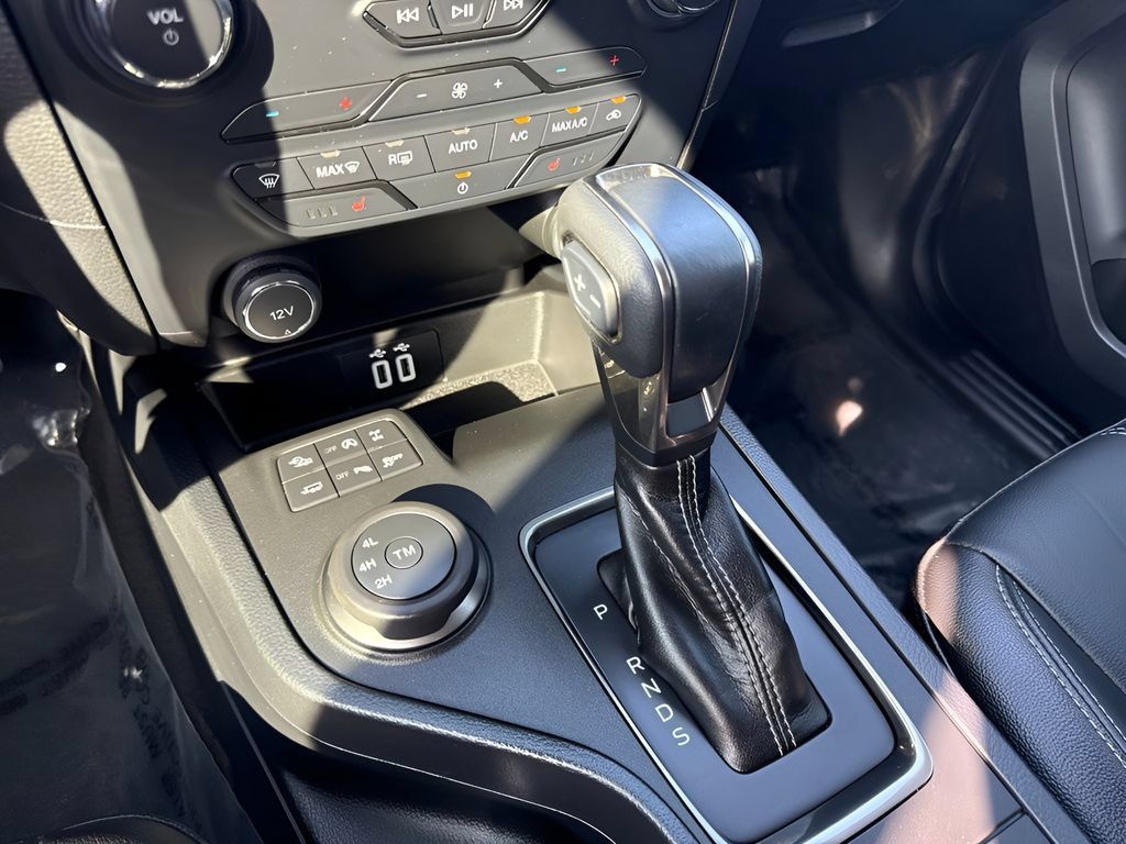 Used 2019 Ford Ranger Lariat w/ Equipment Group 501A Mid AWD/4WD image 13
