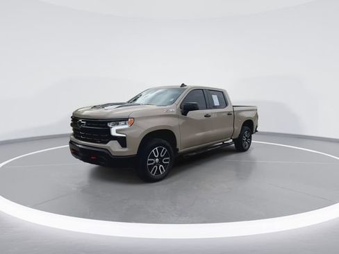 Used 2023 Chevrolet Silverado 1500 LT Trail Boss w/ Convenience Package II AWD/4WD image 5