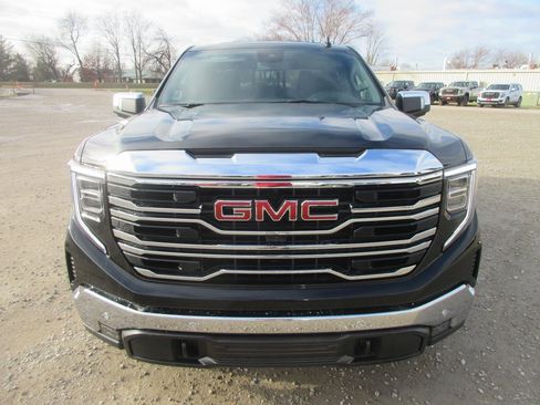 New 2026 GMC Sierra 1500 SLT w/ SLT Premium Plus Package image 12