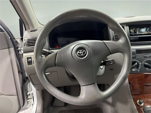 Used 2006 Toyota Corolla image 16