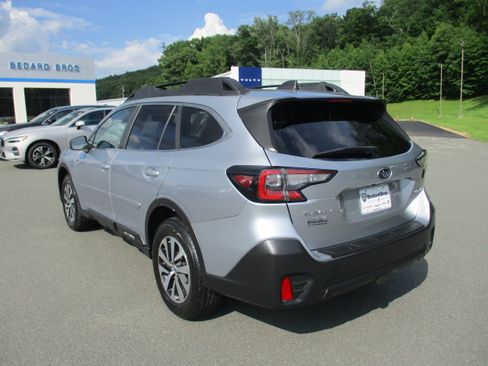 Used 2020 Subaru Outback Premium AWD/4WD image 7